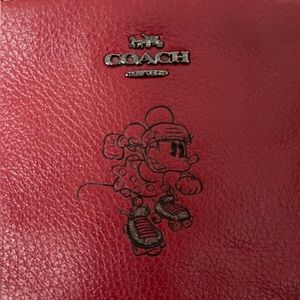 Disney x Coach - Red Minnie Mouse Wristlet - Limited edition